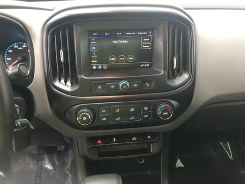 Used 2020 Chevrolet Colorado W/T w/ WT Convenience Package image 17