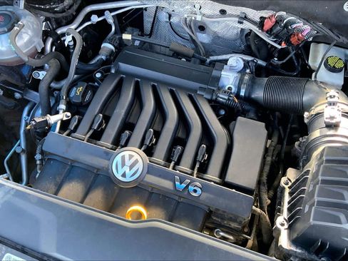 Used 2021 Volkswagen Atlas SE image 32