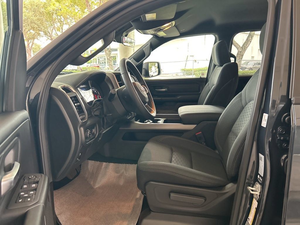 New 2025 RAM 1500 Tradesman AWD/4WD image 6