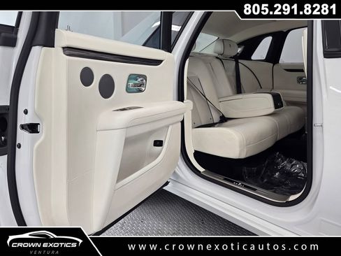 Used 2021 Rolls-Royce Ghost AWD/4WD image 24