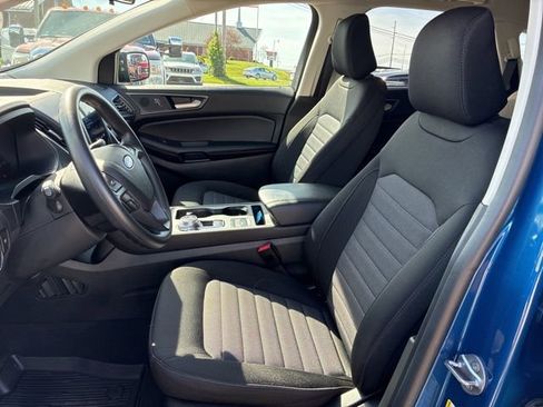 Used 2024 Ford Edge SE w/ Black Appearance Package AWD/4WD image 16