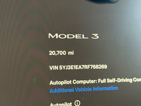Used 2024 Tesla Model 3 Standard Range image 28