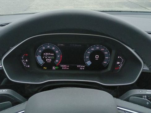 Used 2024 Audi Q3 2.0T Premium Plus AWD/4WD image 8