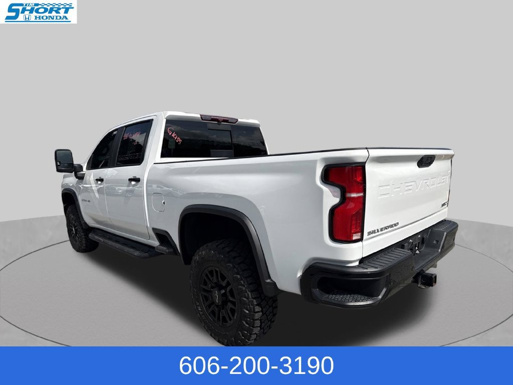 Used 2024 Chevrolet Silverado 2500 ZR2 AWD/4WD image 8