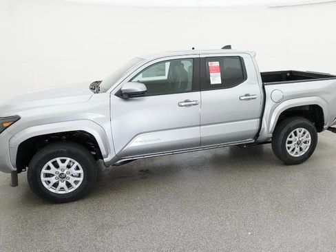 New 2026 Toyota Tacoma SR5 image 14