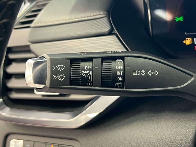 Used 2024 GMC Acadia AT4 w/ Luxury Package AWD/4WD image 27