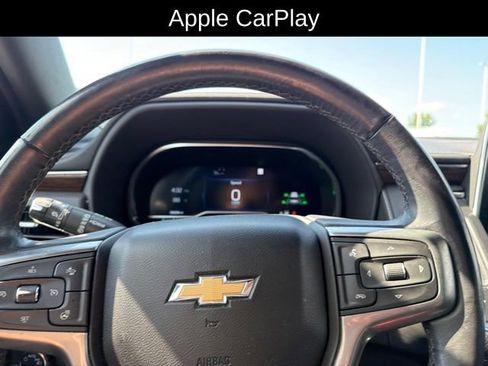 Used 2023 Chevrolet Suburban Premier AWD/4WD image 11
