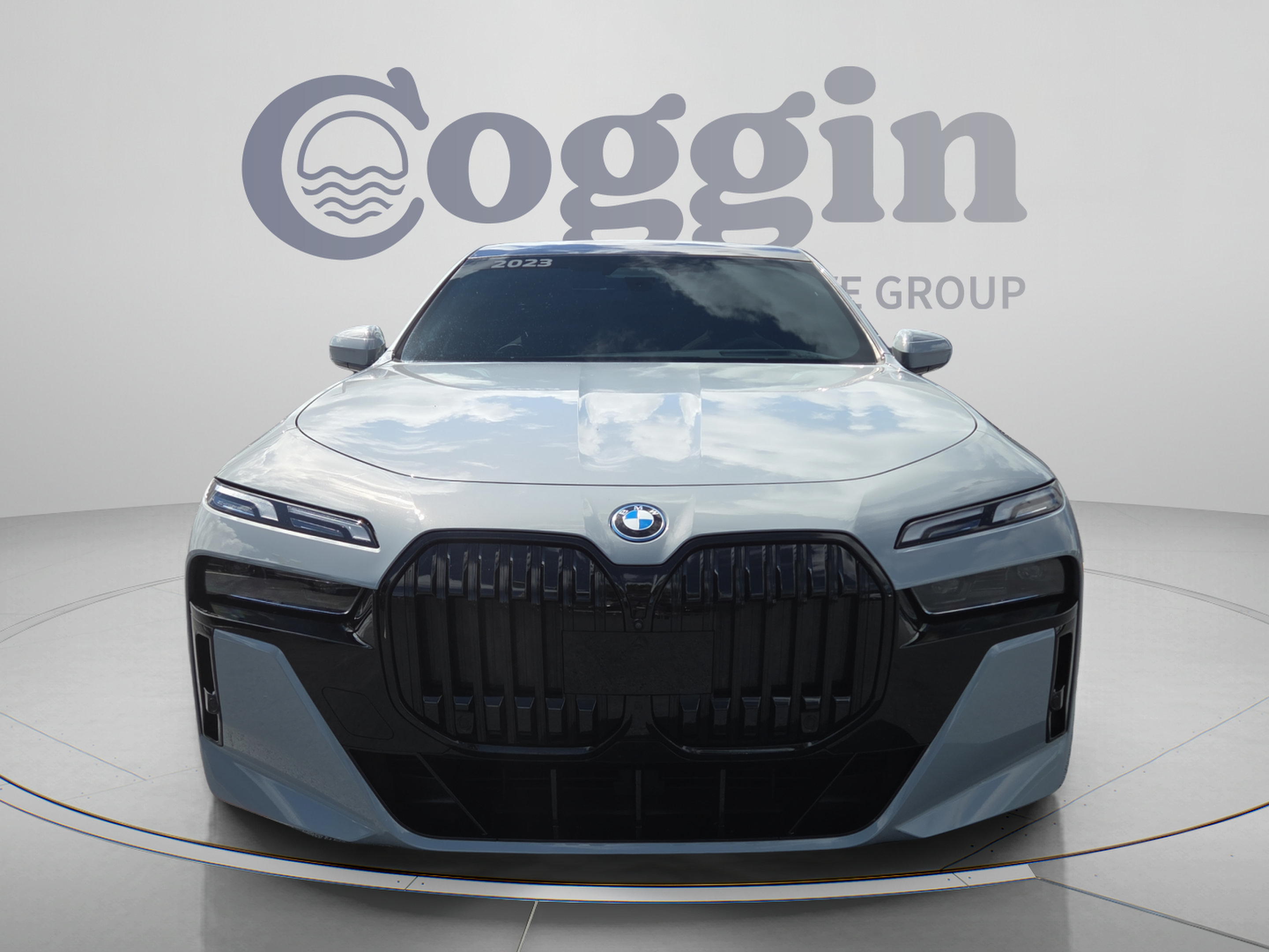 Certified 2023 BMW i7 xDrive60 AWD/4WD image 8