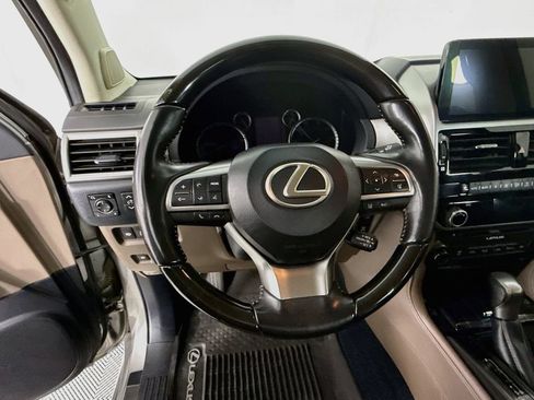 Used 2022 Lexus GX 460 Premium w/ Premium Package AWD/4WD image 12