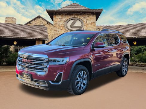 Used 2023 GMC Acadia SLE w/ Driver Convenience Package image 4