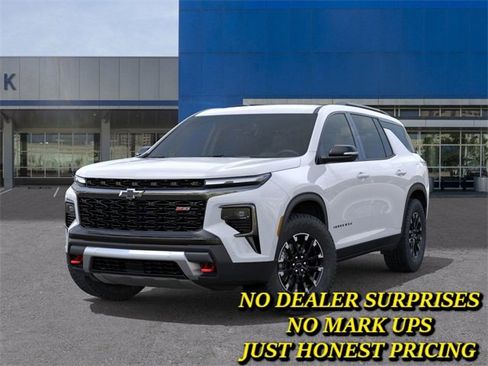 New 2026 Chevrolet Traverse Z71 w/ Enhanced Driving Package image 6