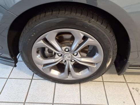 Certified 2024 Honda Accord EX image 5