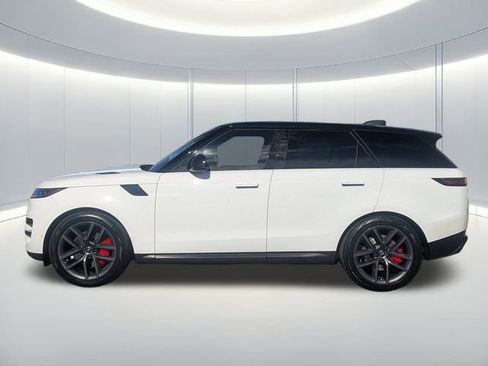 Used 2024 Land Rover Range Rover Sport SE image 8