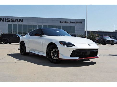 New 2027 Nissan Z Performance RWD image 1