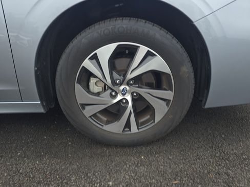 Used 2025 Subaru Legacy Premium AWD/4WD image 8