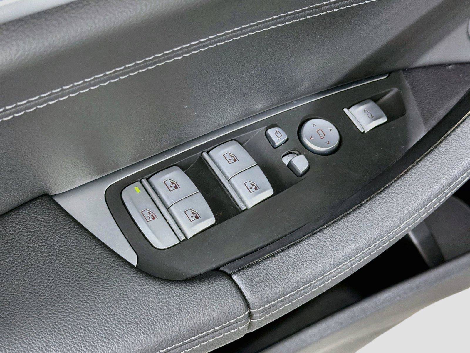 Used 2023 BMW X3 sDrive30i w/ Premium Package RWD image 17