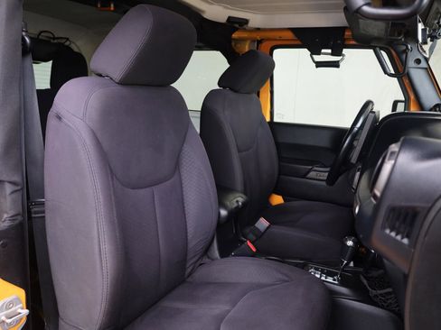 Used 2013 Jeep Wrangler Sport AWD/4WD image 19
