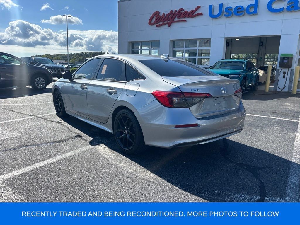 Used 2024 Honda Civic Sport image 4