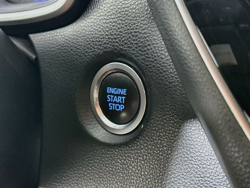 Used 2020 Toyota Corolla XSE FWD image 19