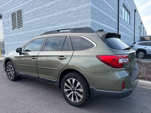 Used 2016 Subaru Outback 3.6R Limited AWD/4WD image 3