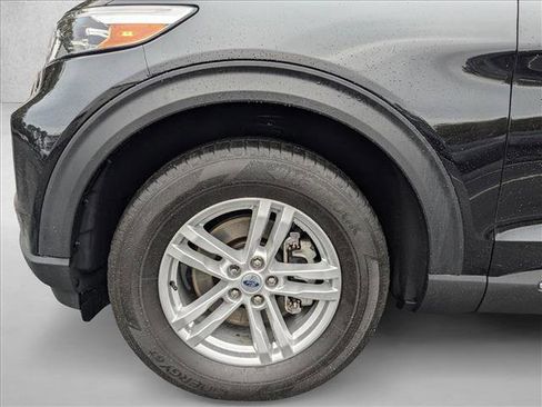 Used 2023 Ford Explorer XLT w/ Equipment Group 202A image 20