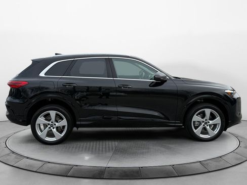 New 2025 Audi Q5 Premium Plus image 8