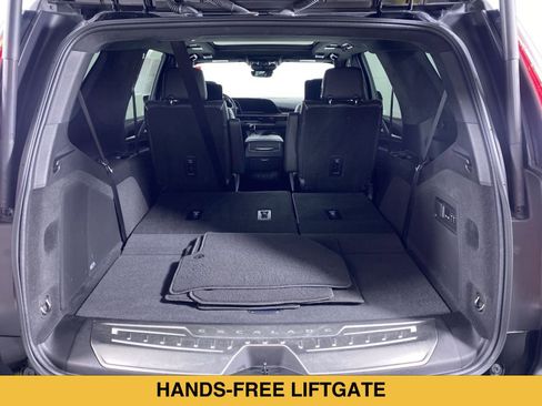 Certified 2023 Cadillac Escalade Sport Platinum w/ LPO, ONYX Package AWD/4WD image 16