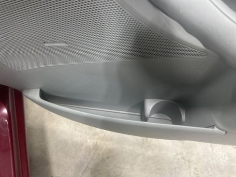 Used 2006 Ford Focus ZX4 image 27