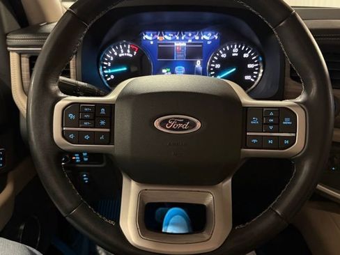 Used 2023 Ford Expedition Limited AWD/4WD image 15