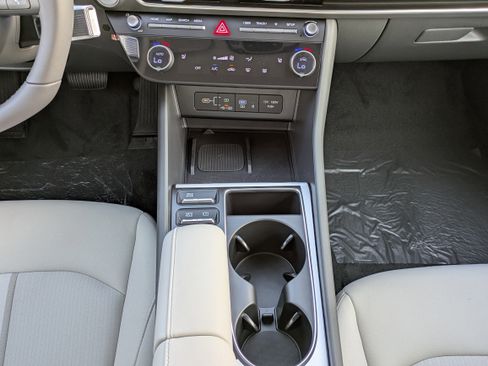 New 2026 Hyundai Sonata SEL image 22