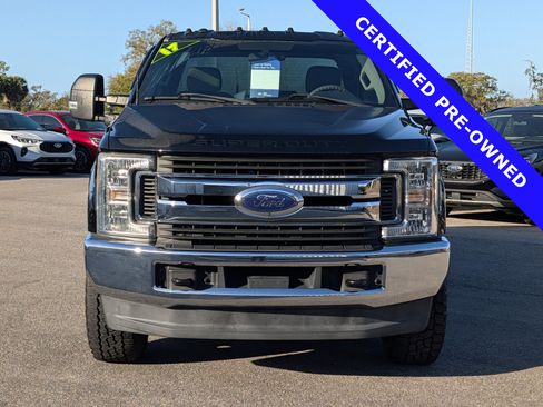 Certified 2017 Ford F250 XL w/ STX Appearance Package image 8