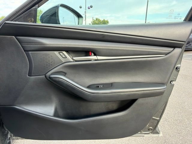 Used 2025 MAZDA MAZDA3 s FWD image 9