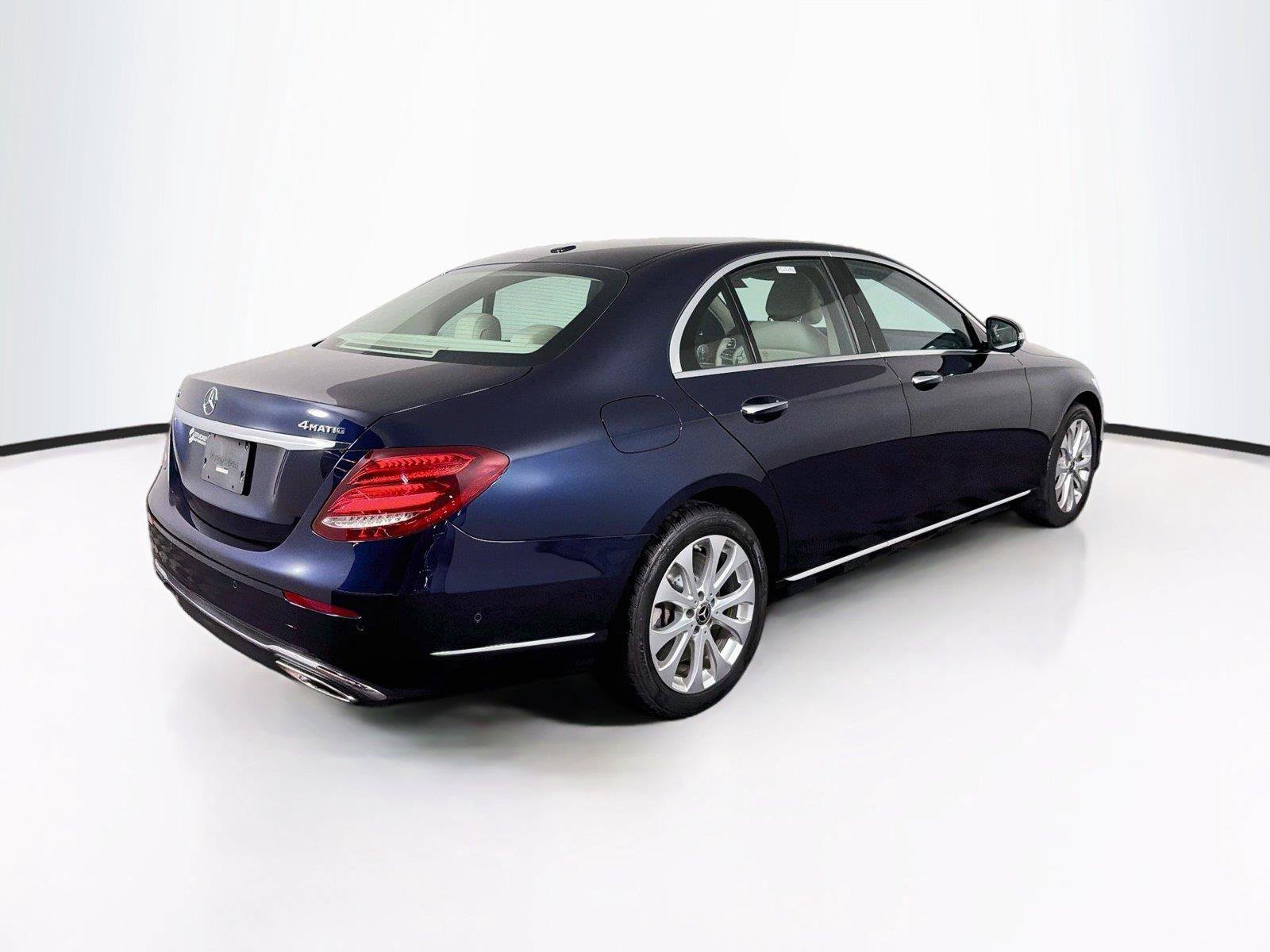Used 2020 Mercedes-Benz E 450 4MATIC Sedan image 11