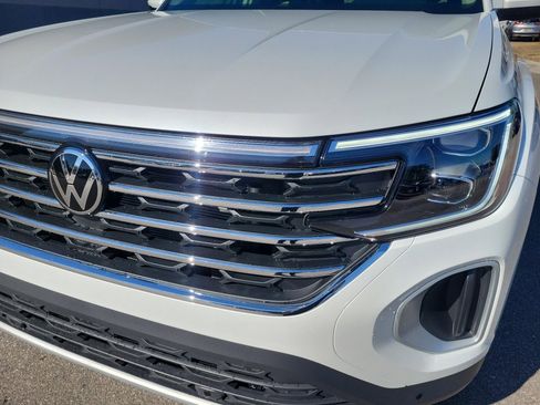 New 2026 Volkswagen Atlas SE image 26