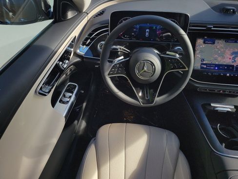 Used 2026 Mercedes-Benz E 350 Sedan image 8