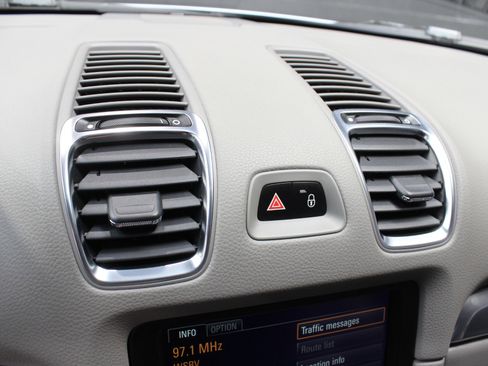 Used 2015 Porsche Cayman image 44