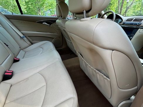Used 2007 Mercedes-Benz E 350 Sedan w/ Premium Pkg 1 image 17