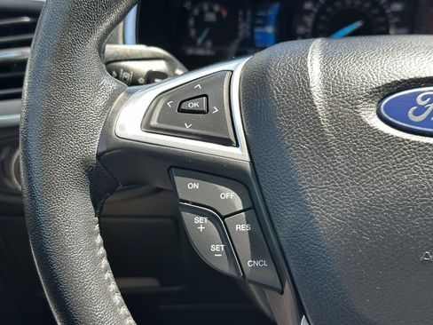 Used 2020 Ford Edge Titanium AWD/4WD image 21
