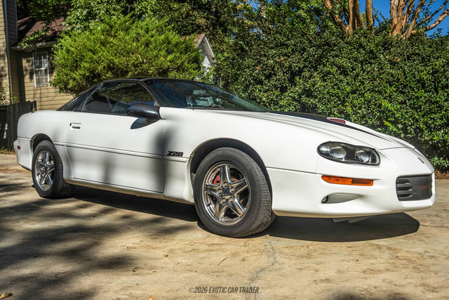 Used 1998 Chevrolet Camaro Z28 w/ Preferred Equipment Group 2 RWD image 19