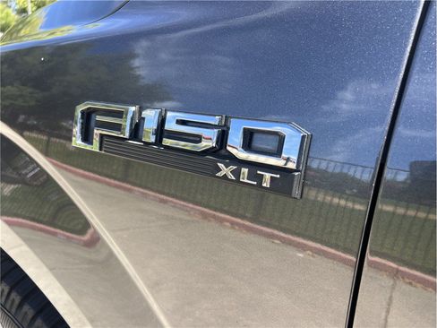 Used 2015 Ford F150 XLT w/ Equipment Group 302A Luxury AWD/4WD image 7