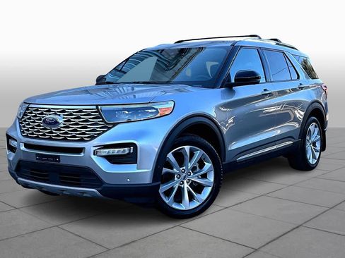 Certified 2022 Ford Explorer Platinum w/ Equipment Group 601A image 34