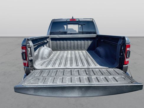 Used 2023 RAM 1500 Big Horn AWD/4WD image 18