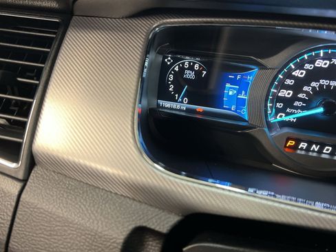 Certified 2018 Ford Taurus SHO w/ Driver Assist Package image 17