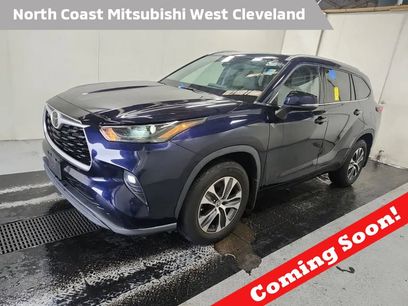 Used 2022 Toyota Highlander XLE