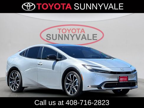 Used 2026 Toyota Prius Plug-In Hybrid w/ Limited Premium Package FWD image 10