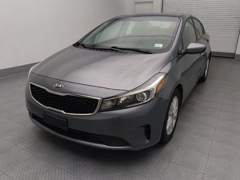 Used 2017 Kia Forte S FWD image 15