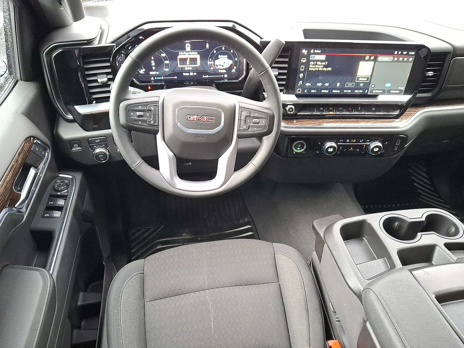 Certified 2024 GMC Sierra 1500 SLE AWD/4WD image 11