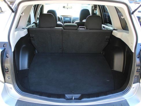 Used 2012 Subaru Forester 2.5X Premium w/ All-Weather Pkg image 14