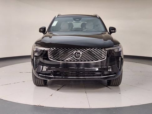 New 2026 Volvo XC90 B6 Plus w/ Protection Package Premier AWD/4WD image 9