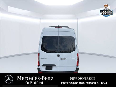 Used 2024 Mercedes-Benz Sprinter 2500 image 5